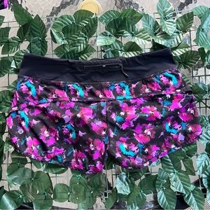 Lululemon Hotty Hot Shorts Size 8
